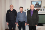 Сотрудники полиции поздравили с юбилеем ветерана органов внутренних дел
