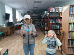 День изобретения солнцезащитных очков